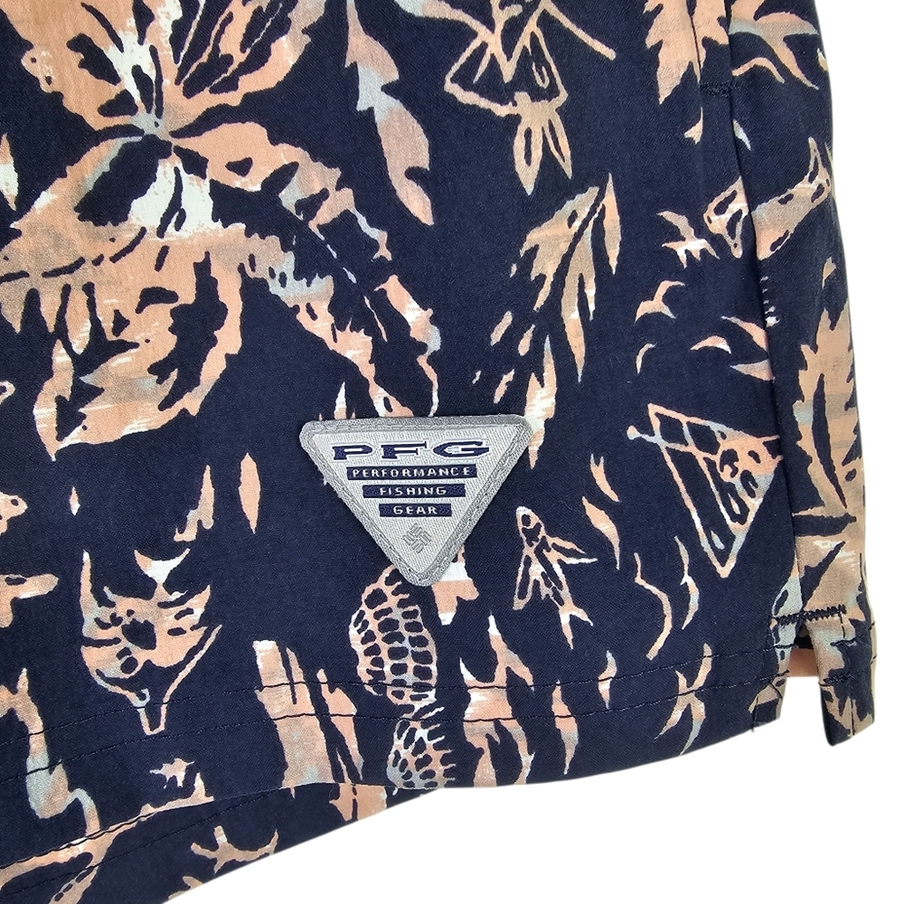 Columbia PFG Womenn's Rugged Water Printed Hiking Shorts NWT Small - Picture 7 of 9